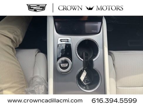 New 2026 Cadillac Vistiq Luxury image 20