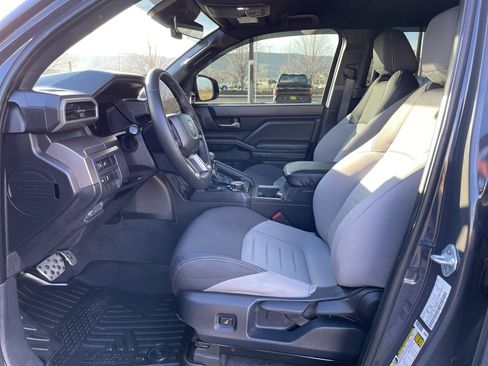 Used 2024 Toyota Tacoma TRD Sport image 10