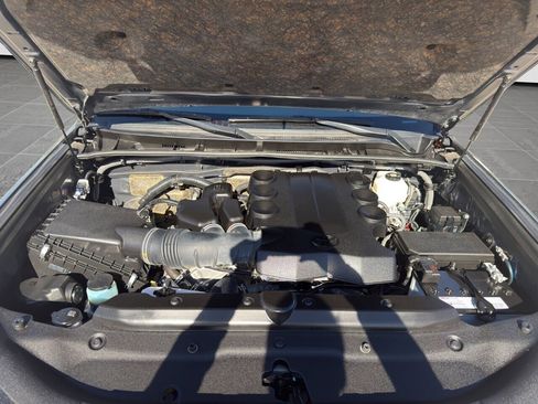 Used 2024 Toyota 4Runner TRD Off-Road image 14