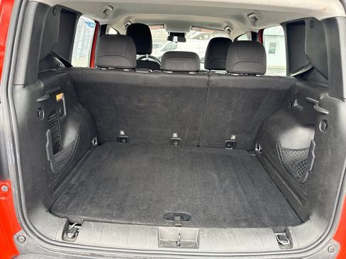 Used 2018 Jeep Renegade Sport w/ Power & Air Group FWD image 14