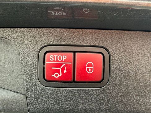 Used 2021 Mercedes-Benz E 450 4MATIC All-Terrain Wagon image 29