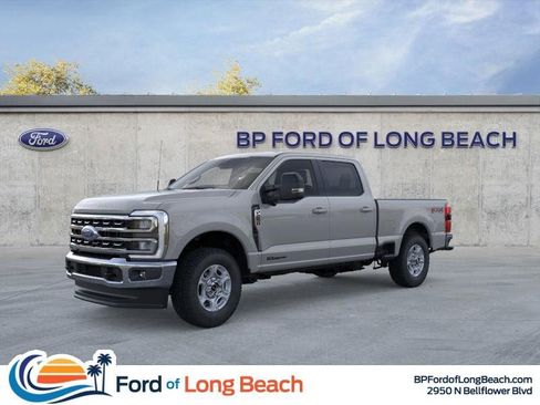 New 2026 Ford F250 XLT w/ XLT Premium Package AWD/4WD image 1