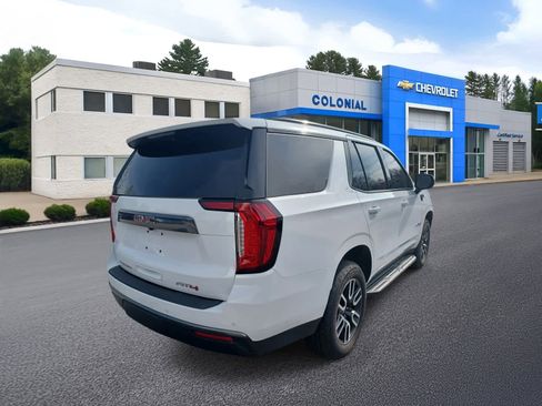 Used 2023 GMC Yukon AT4 image 4