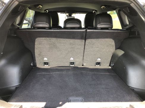 Certified 2024 Jeep Compass Latitude image 18