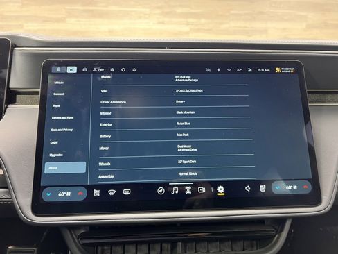 Used 2024 Rivian R1S Adventure image 14