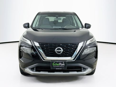 Used 2023 Nissan Rogue S AWD/4WD image 2