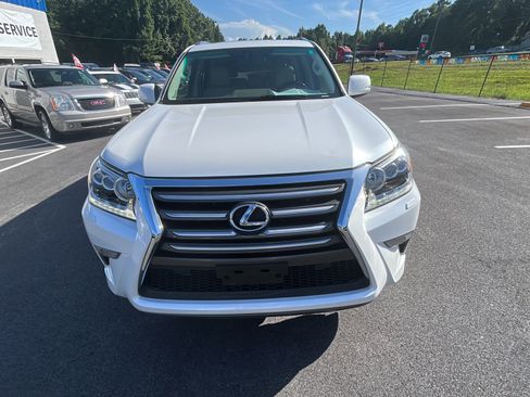 Used 2015 Lexus GX 460 w/ Premium Package AWD/4WD image 8