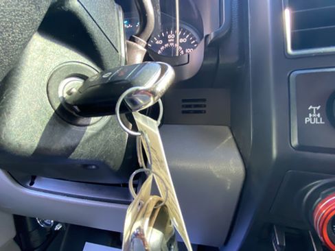 Used 2019 Ford F150 XL w/ Equipment Group 101A Mid AWD/4WD image 22