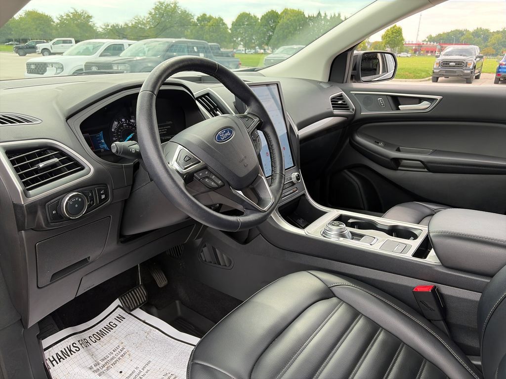 Used 2024 Ford Edge SEL w/ Convenience Package AWD/4WD image 14