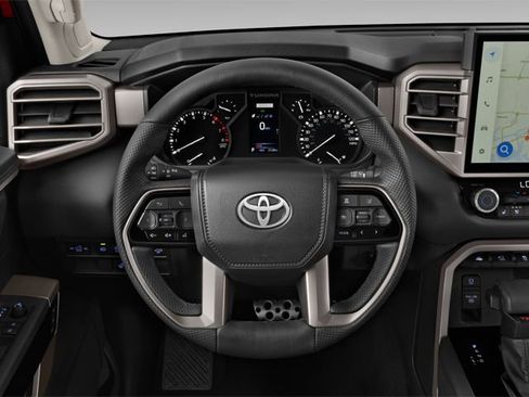 Used 2023 Toyota Tundra Limited image 8