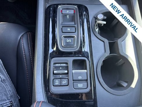 Used 2025 Honda Pilot TrailSport image 29