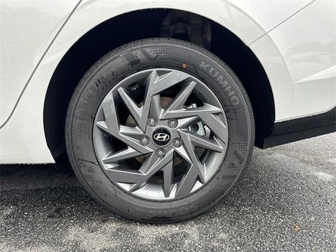 New 2026 Hyundai Elantra Blue image 19