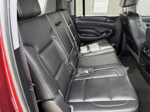 Used 2017 GMC Yukon XL SLT AWD/4WD image 29