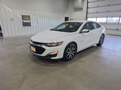 Used 2022 Chevrolet Malibu RS FWD image 4