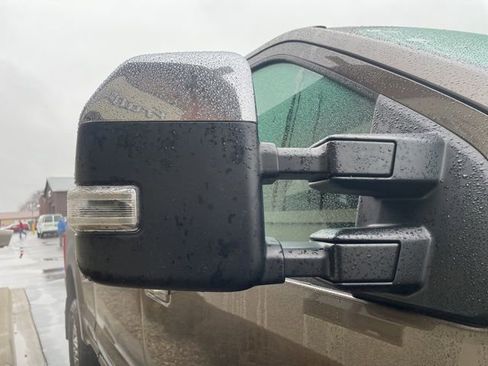 Used 2017 Ford F250 XLT w/ XLT Premium Package image 15