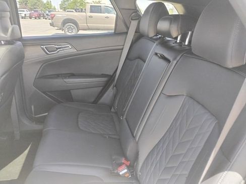 Used 2023 Kia Sportage X-Pro AWD/4WD image 11