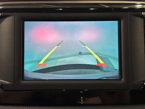 Used 2023 Chrysler Voyager LX FWD image 35