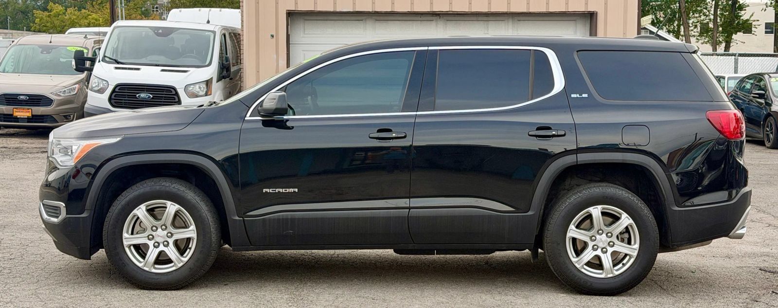 Used 2018 GMC Acadia SLE AWD/4WD image 5
