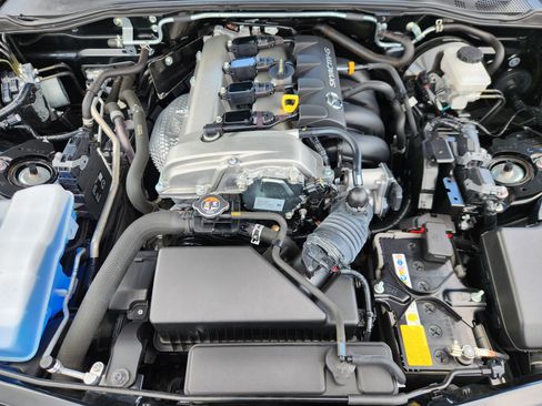 Certified 2025 MAZDA MX-5 Miata RF Grand Touring RWD image 21