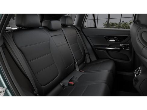 New 2026 Mercedes-Benz GLC 300 4MATIC image 5