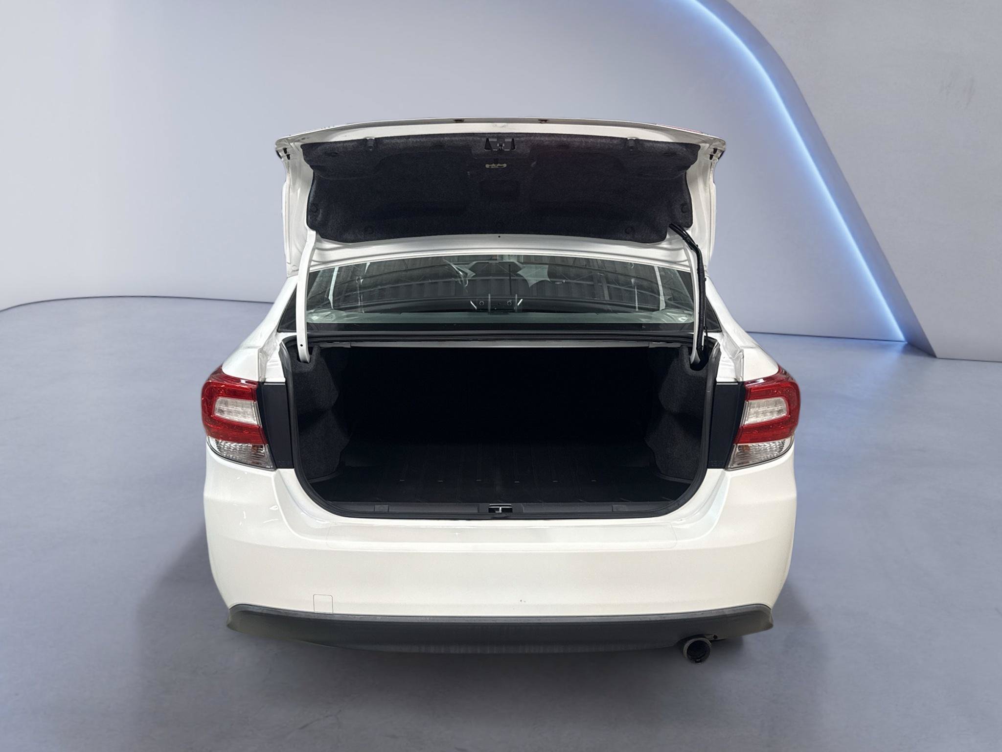 Used 2019 Subaru Impreza 2.0i Sport AWD/4WD image 13