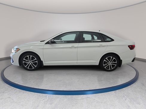 Used 2023 Volkswagen Jetta Sport FWD image 8