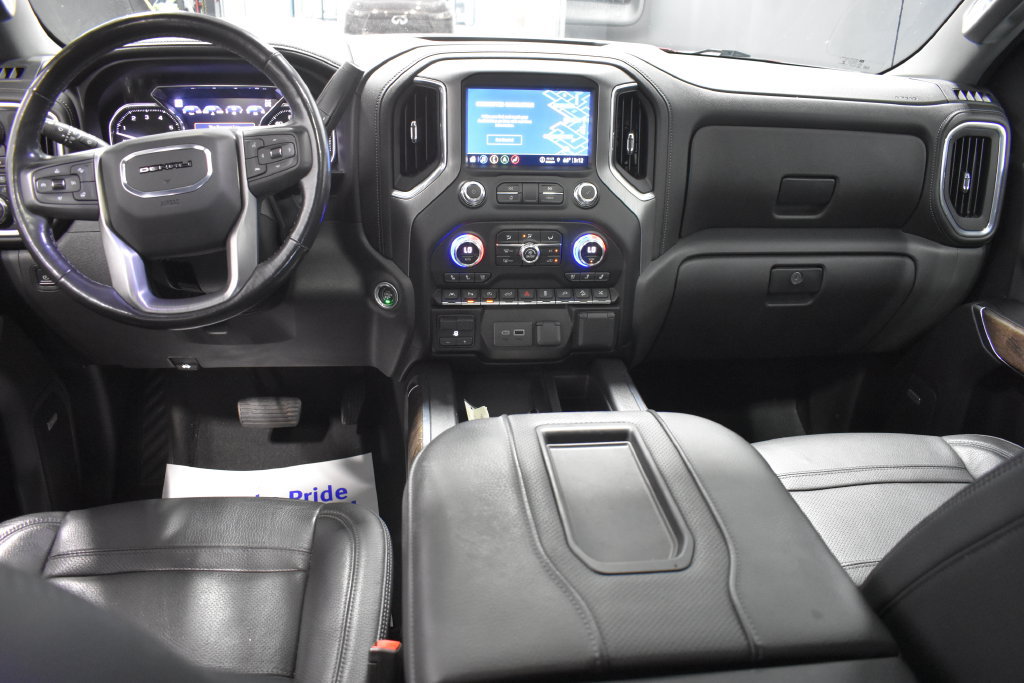 Used 2021 GMC Sierra 1500 Denali w/ Denali Ultimate Package AWD/4WD image 13