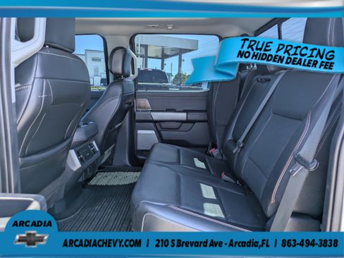Used 2023 Ford F250 Lariat w/ Lariat Ultimate Package AWD/4WD image 34