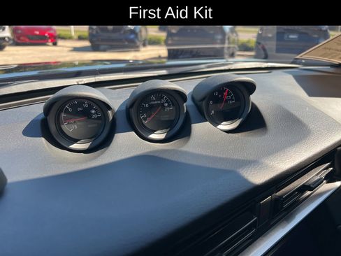 Used 2024 Nissan Z Performance w/ Floor Mat Package RWD image 11