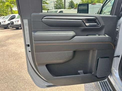 Used 2024 GMC Sierra 2500 AT4 w/ AT4 Premium Plus Package AWD/4WD image 23