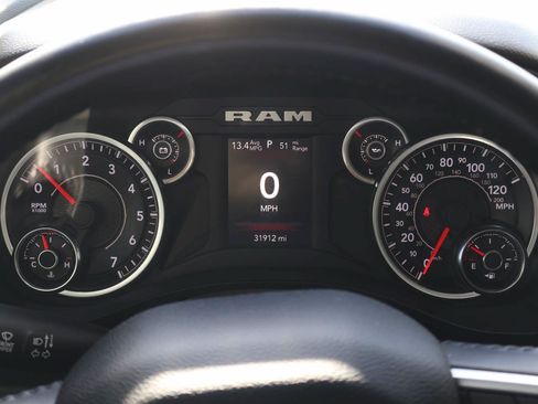 Used 2023 RAM 1500 Big Horn AWD/4WD image 13