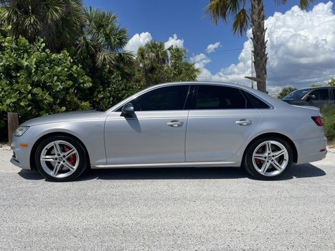 Used 2018 Audi S4 Prestige w/ Prestige Package image 3
