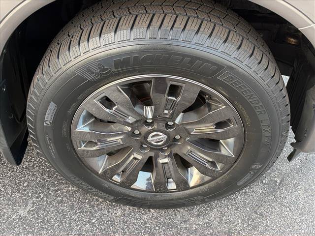 Used 2017 Nissan Titan Platinum Reserve RWD image 34