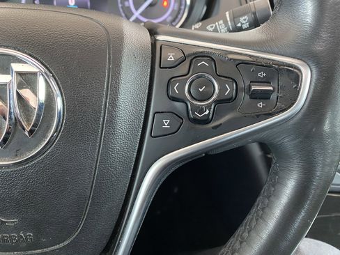 Used 2015 Buick Regal Premium w/ Experience Buick Package FWD image 7