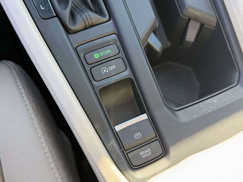 Used 2024 Honda Accord EX image 31
