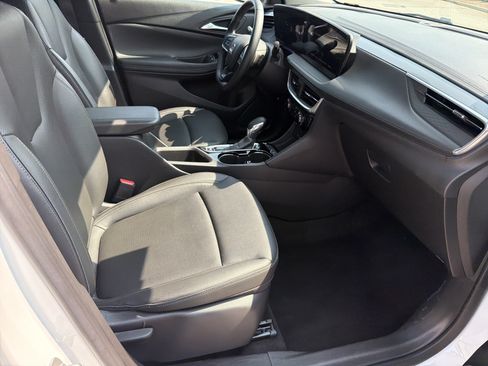 Used 2024 Buick Encore GX Sport Touring FWD image 24