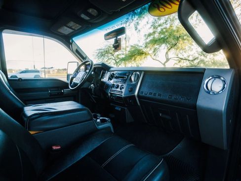 Used 2008 Ford F250 FX4 image 13