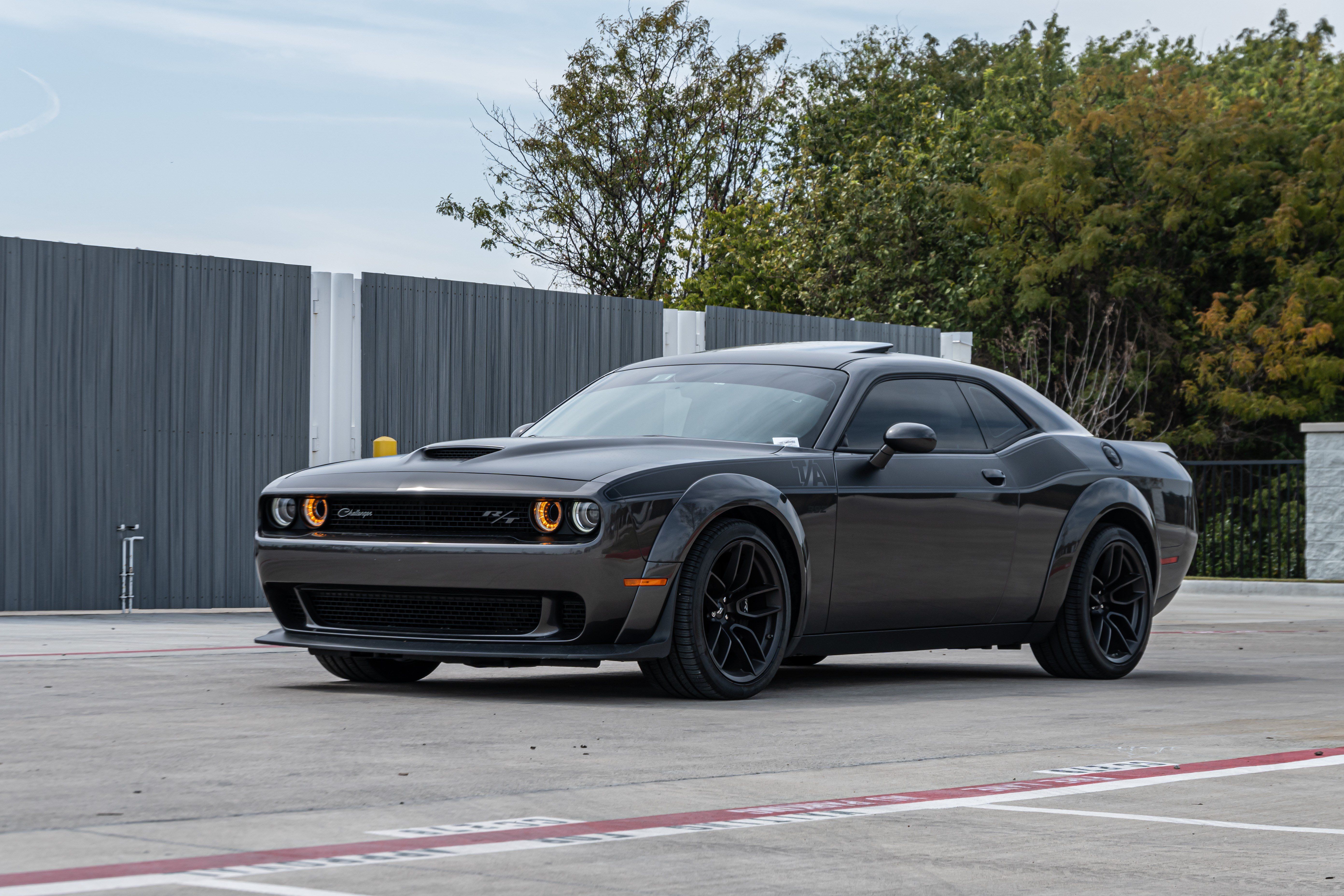 Used 2023 Dodge Challenger R/T Scat Pack RWD image 5