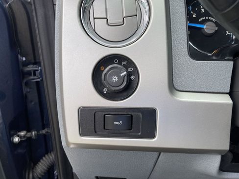 Used 2013 Ford F150 Lariat w/ Lariat Chrome Pkg AWD/4WD image 18