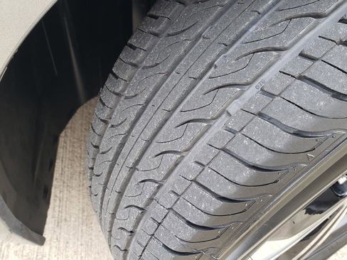 Certified 2021 Nissan Sentra SV image 42