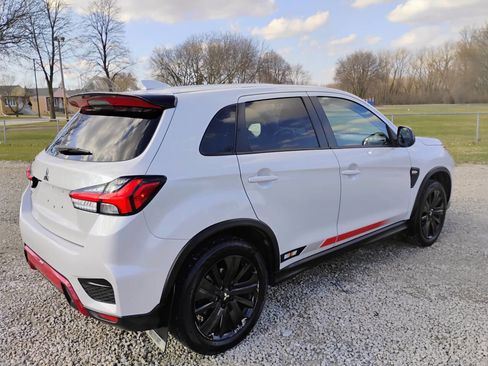 Used 2023 Mitsubishi Outlander Sport AWD image 6