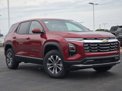 New 2026 Chevrolet Equinox LT w/ Safety and Technology Package FWD image 2