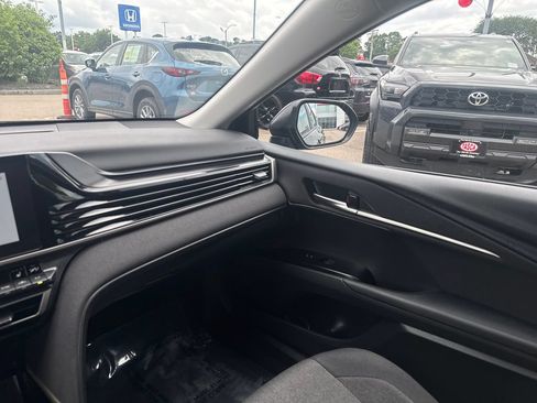 Used 2025 Toyota Camry LE w/ Convenience Package AWD/4WD image 26