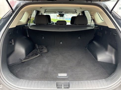 Used 2023 Kia Sportage LX image 13