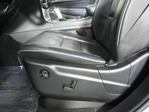 Used 2021 Jeep Grand Cherokee Summit AWD/4WD image 22