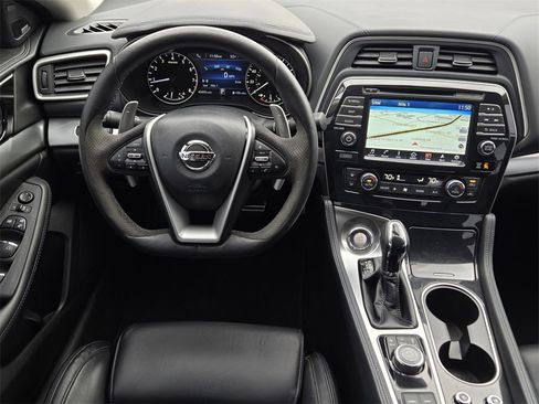 Used 2018 Nissan Maxima SR image 27