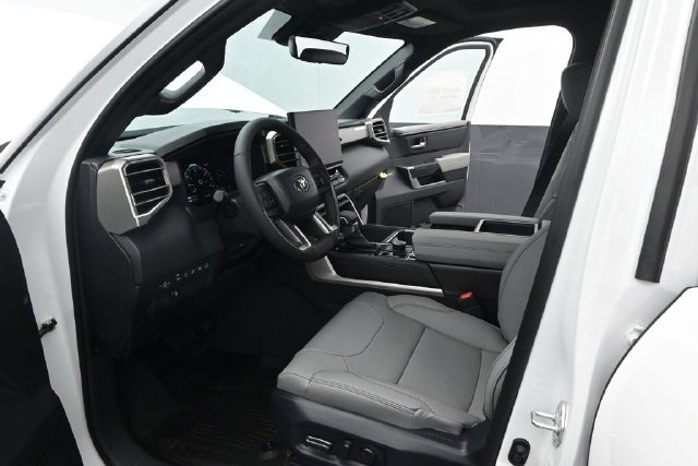 New 2026 Toyota Tundra Limited AWD/4WD image 4