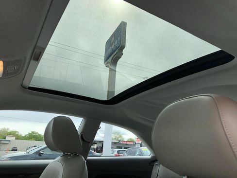 Used 2010 Audi A5 2.0T Premium Plus image 18