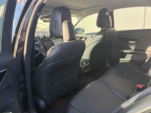 Used 2023 Mercedes-Benz C 300 Sedan image 6