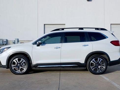 Used 2023 Subaru Ascent Touring image 14